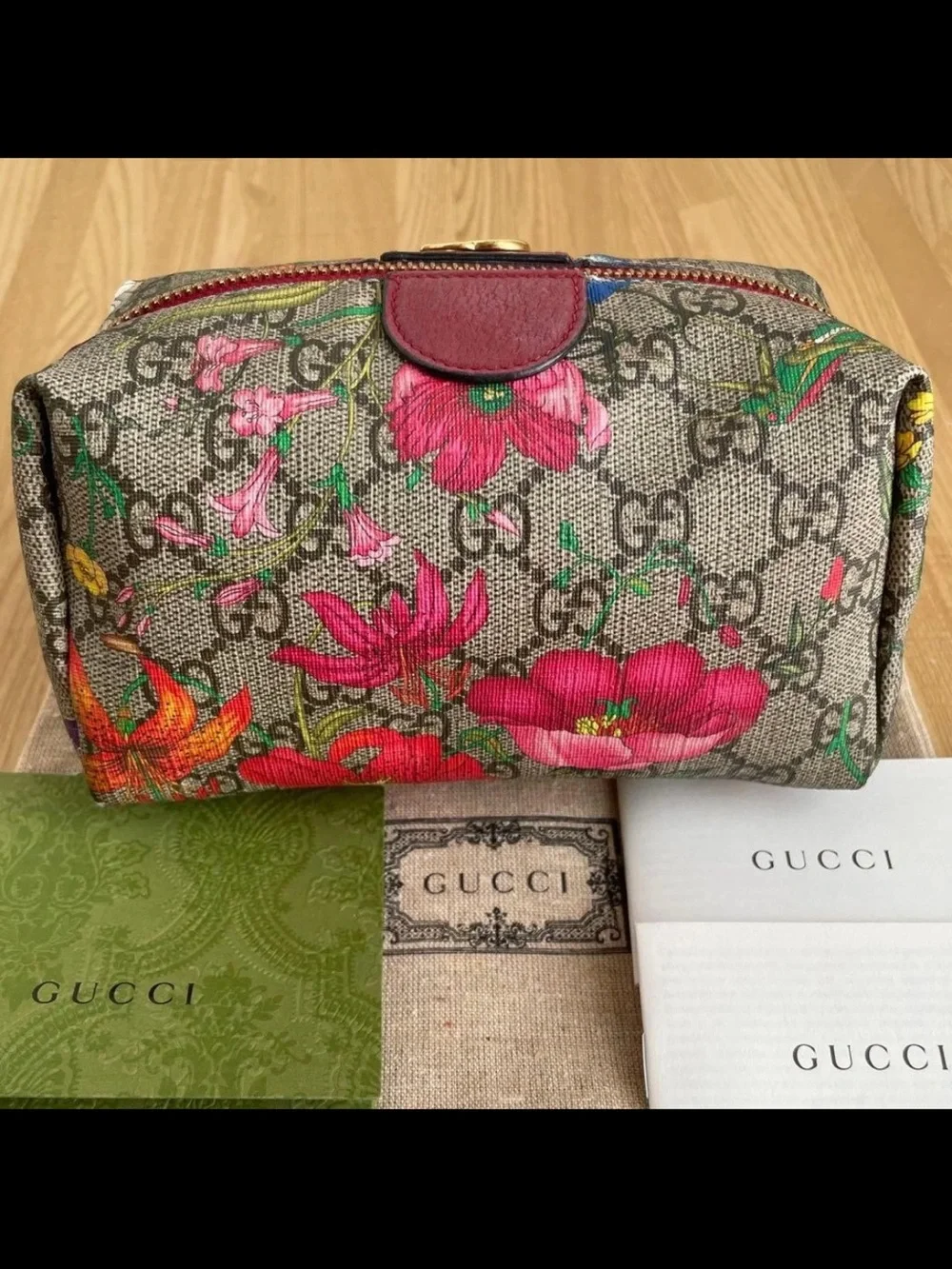 Gucci Floral GG Supreme Cosmetic Pouch - Brown with Multicolor Blooms